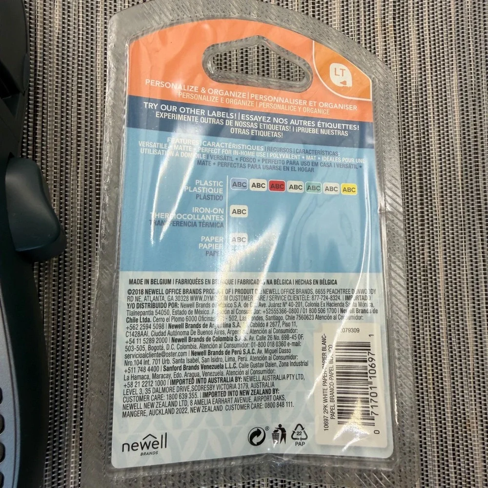 DYMO‎ LetraTag LT-100H Handheld Label Maker Silver with 2PK White Paper Refills